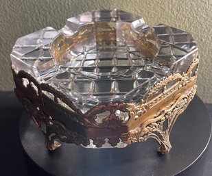 Vintage MCM Hollywood Regency Filigree Footed Crystal 2-Piece Ashtray