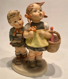 Goebel Hummel - To Market No 49/I