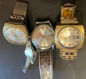 Lot Of 4 Vintage WALTHAM Mens & Ladies Watches