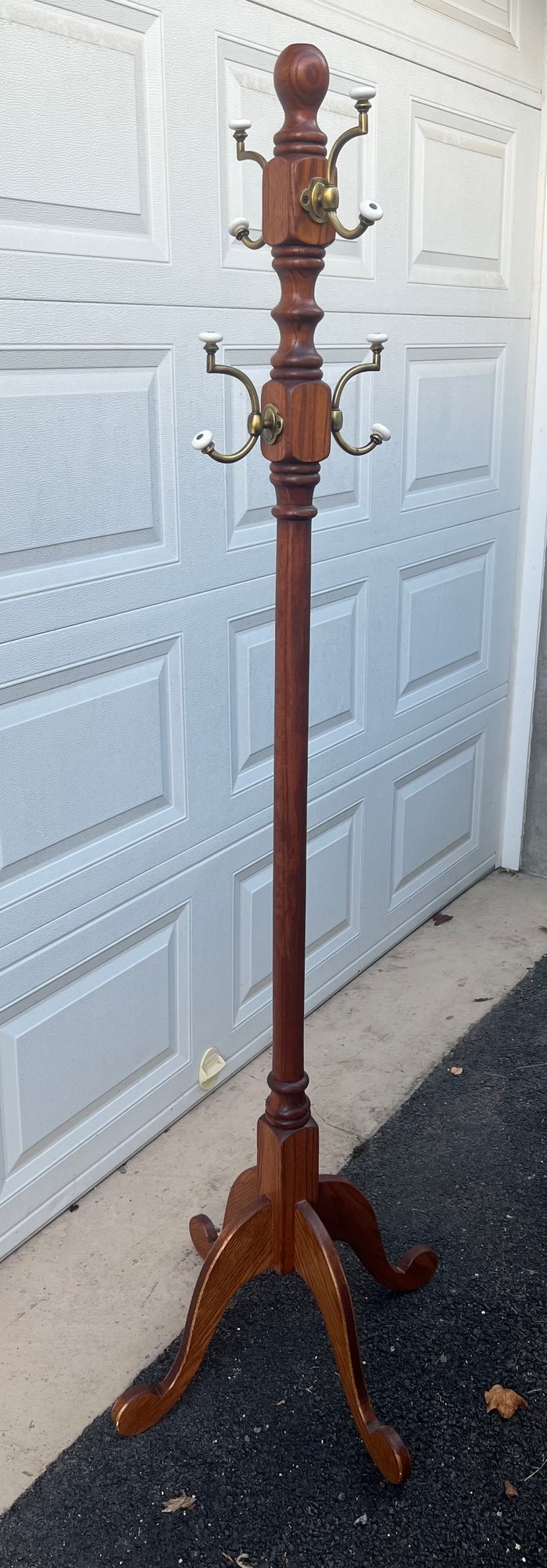 Oak Coat Hanger 17295