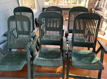 6 GROSSFLEX Green Plastic Outdoor Chairs