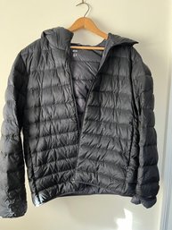 UNIGLO Lightweight Down Jacket With Hood, Large