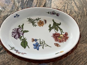 Cordon Bleu Baker With Basket Server