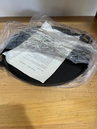 Never Used Round Cast-iron Grill Pan