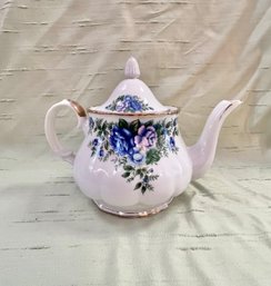 ENGLISH GARDEN TEAPOT BY ROBINSON DESIGNS JAPAN 4 CUPS BLUE ROSE