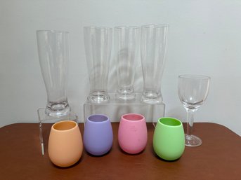 Plastic Pilsner Glasses, Plastic Wine And Spring Colored Rubberish Wine Glasses