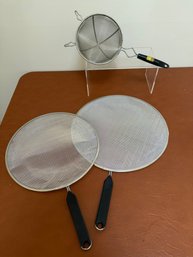 Strainer And Stainless Steel Splatter Screens