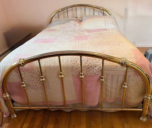 Queen Size Polished Brass Spindle Bed Frame With Decorative Finials.