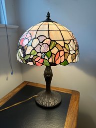 Stain Glass Lamp With Flower Motifs
