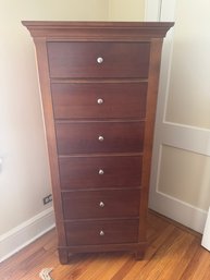 Thomasville Cherry Wood 6 Draw Dresser