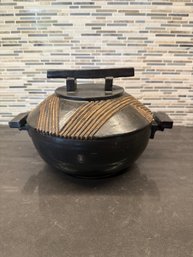 Donabe Cooking Pot
