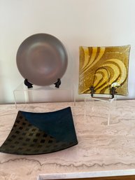 Funky Studio Artish Platters And A Gibson