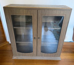 2 Door Cabinet: Wall Cabinet