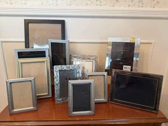 Silver/grey Picture Frames