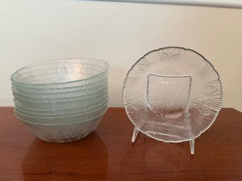 Leaf Pattern Glass Bowls