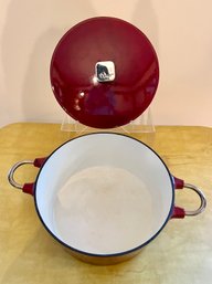 Outset Cast Iron Dutch Oven