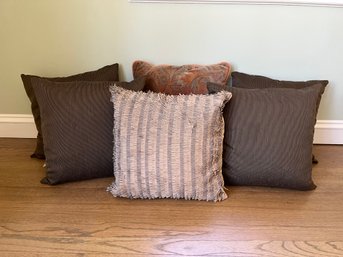 6 Assorted Pillows Good Condition
