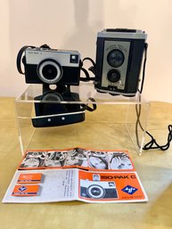 ISO-Pak C Agafa Camera And Brownie Reflex Synchro Model Eastman Kodak Co Camera