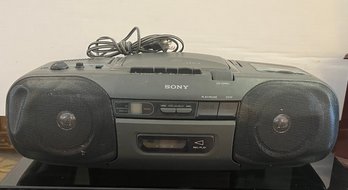 Sony CD Radio Cassette Recorder CFD-9