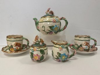 WMG Ceramic Tea Set With Rabbits And Floral Designs