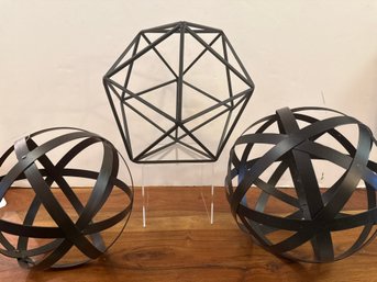 Metal Spheres And Hexagon