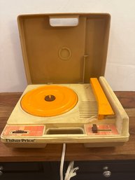 Vintage 1978 Fisher-Price Portable Children's Record Player