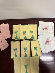 Rooster Small Napkins And Floral