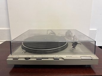 Technics Record Player SL-D3