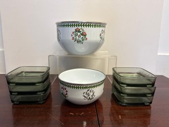 Portmeirion Botanic Garden Floral Illustration Ceramic Stacking Bowl & Stackable Green Glass Square Dishes