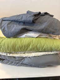 Twin Bed: Comforters, Mattress Covers, Shams And More