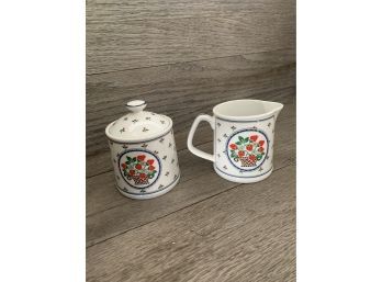 Ceramic Papel Strawberry Sugar And Creamer