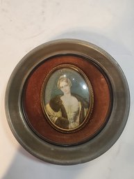 #1 Round Framed Vintage Print Of Pretty Lady