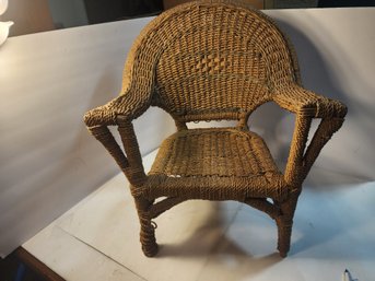 #80 Childs Wicker Chair