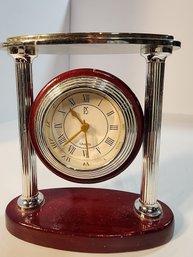 #36s Pretty Working Quartz Table Clock