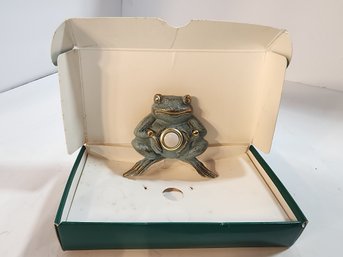 #69s New In Box Copper Frog Door Bell Ringer