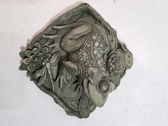 #97s Frog Plaque From Molbachs