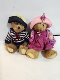 #116s 2 Boyd's Bears 8'