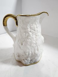 #99 ROYAL STAFFORD WHITE WITH 24K GOLD ACCENTS PICTHCER