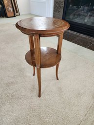 #17 SMALL VINTAGE LEATHER TOP TABLE  12X12X22 NO SHIPPING