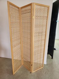#887 WICKER SCREEN /ROOM DIVIDER