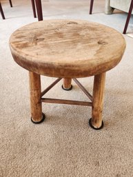 #90 PRIMITIVE COW MILKIING STOOL