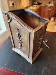 #91 MID CENTURY  PEARLWICK FAUX WOOD TRASH CAN