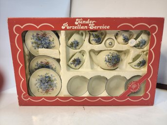 #76 Kinder Porcelain Services Tea Set New In Box