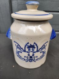 #196 Love A Good Crock And This One Is Very Nice With Lid!