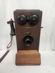 #136  WESTERN ELECTRIC OAK ANTIQUE WALL PHONE