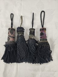 #90 4 BLACK 13' TASSELS