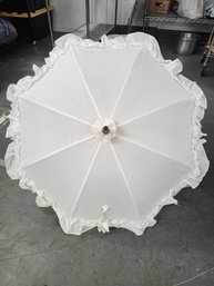 #197 WHITE RUFFLE VINTAGE UMBRELLA