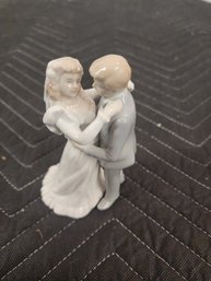 #270 Vintage Porcelain Wedding Cake Topper