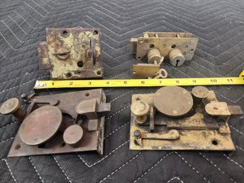 #276 4 18th Century Locks And Lock Parts