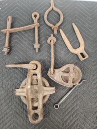 294  LOT OF ANTIQUE PULLY'S AND HOOKS
